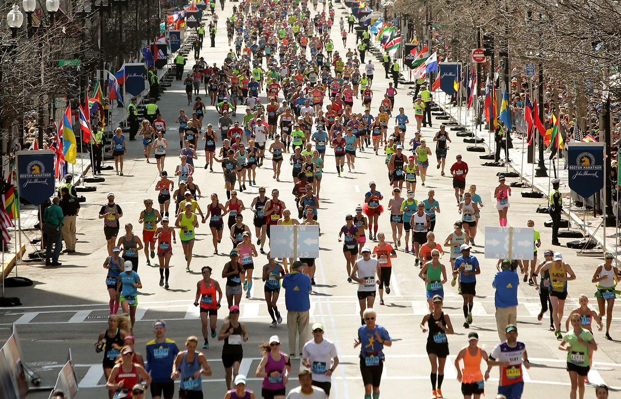 Logan Airport Car Service for Boston Marathon: Book Your Ride Early